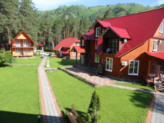 Гостиница Манжерок Манжерок Стандартный двухместный номер с 1 кроватью или 2 отдельными кроватями-9