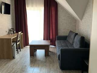 Гостиница Манжерок Манжерок Люкс с балконом-7